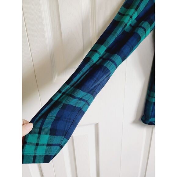 Lands End M/T Tartan Plaid Turtleneck Size M‎ Blue Green Shaped Fit Modal Cotton - Picture 3 of 7